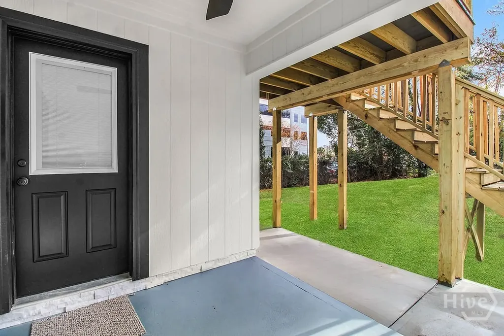 513 E 64th Street Savannah GA 31405