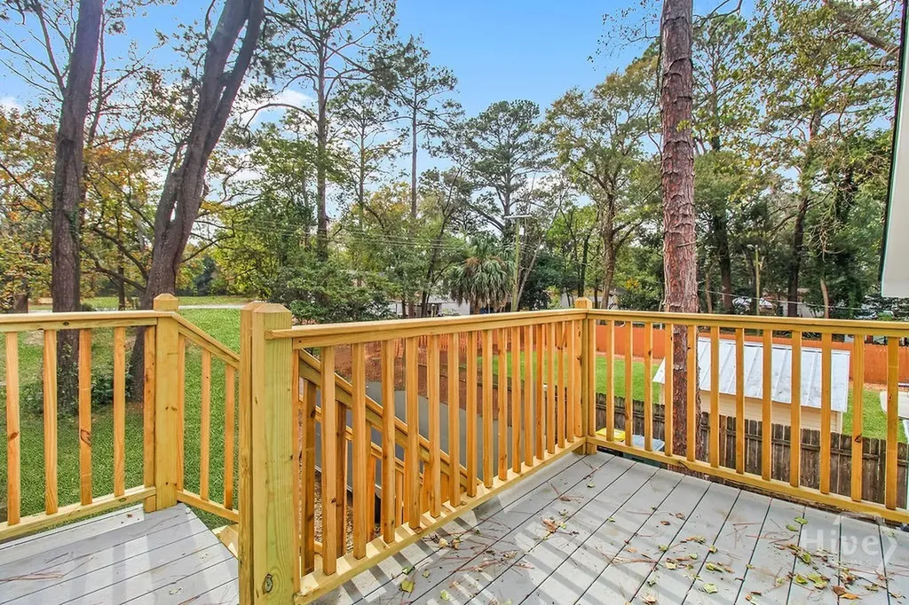 513 E 64th Street Savannah GA 31405