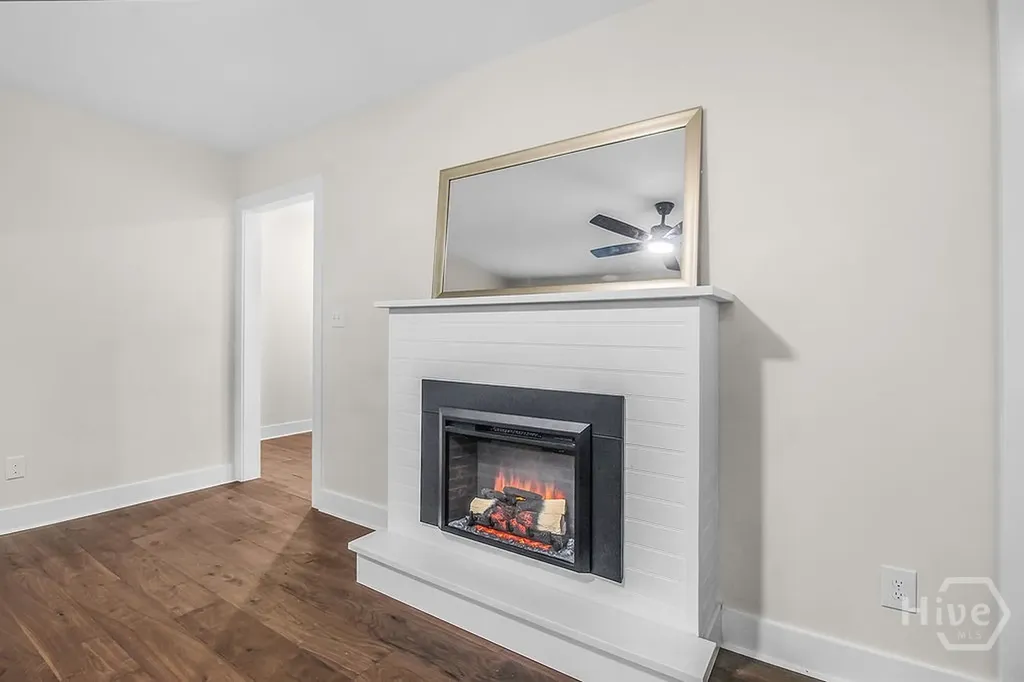 513 E 64th Street Savannah GA 31405