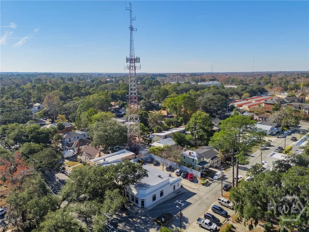 9 W 48th Street Savannah GA 31405