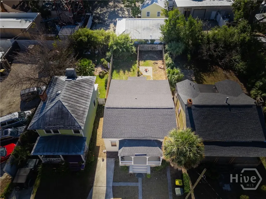9 W 48th Street Savannah GA 31405