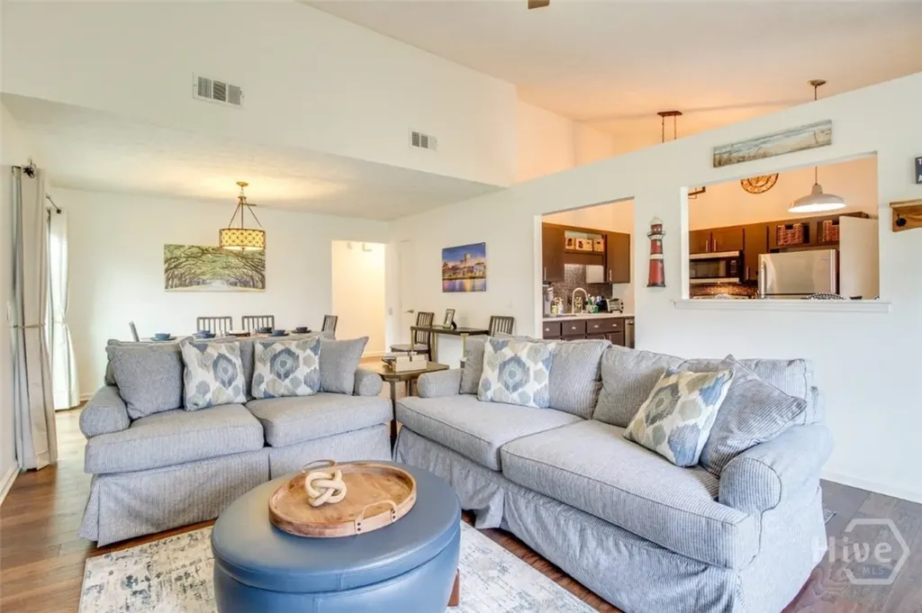 7 Ropemaker Court Savannah GA 31410