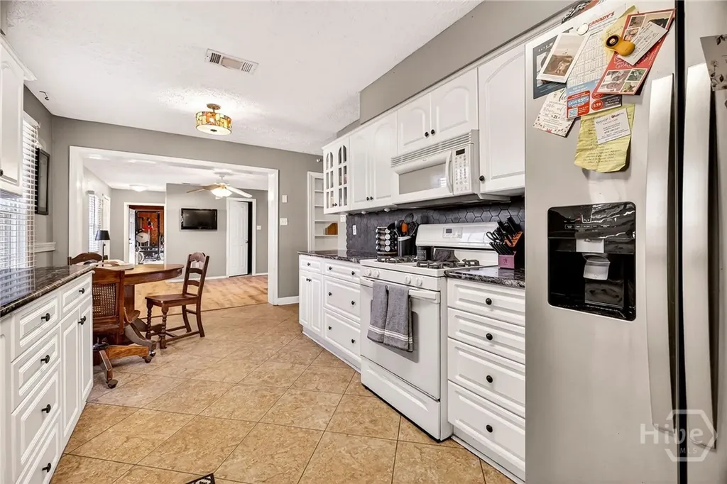 1121 Madrid Avenue Savannah GA 31406