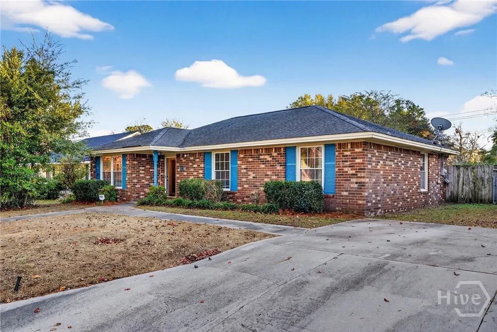 1121 Madrid Avenue Savannah GA 31406