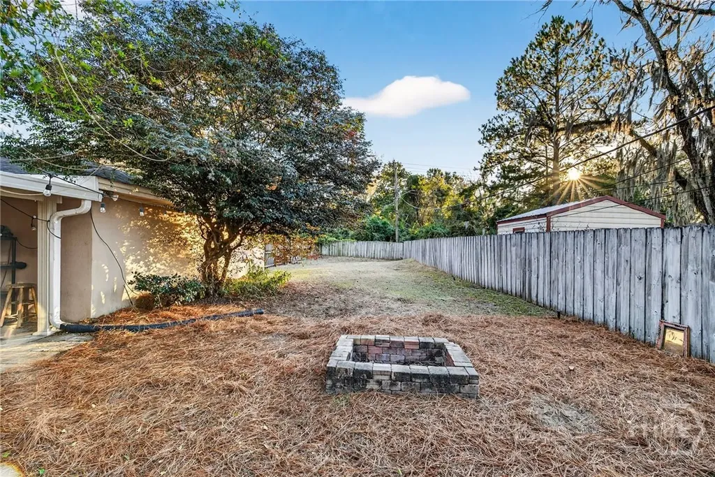 1121 Madrid Avenue Savannah GA 31406