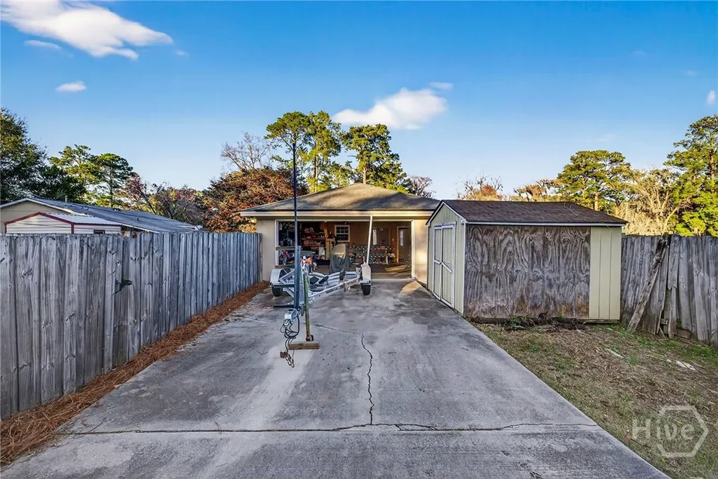 1121 Madrid Avenue Savannah GA 31406