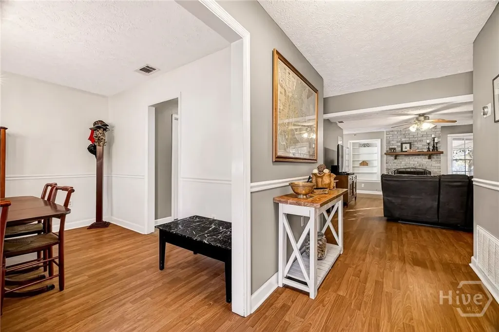 1121 Madrid Avenue Savannah GA 31406