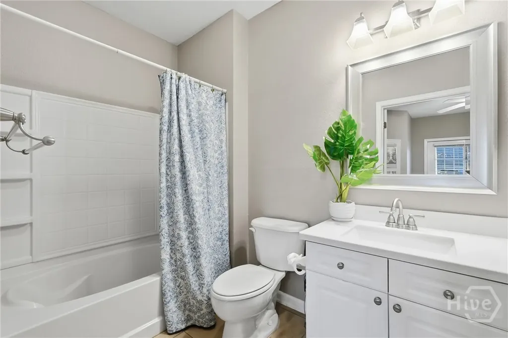 1723 Whitemarsh Way Savannah GA 31410