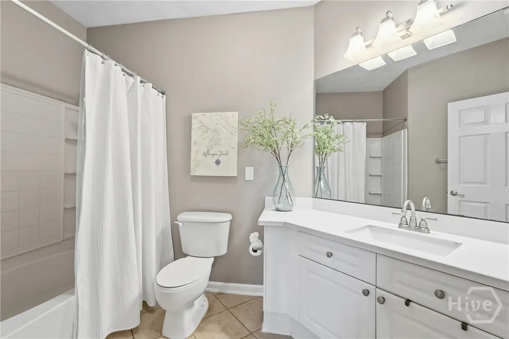 1723 Whitemarsh Way Savannah GA 31410