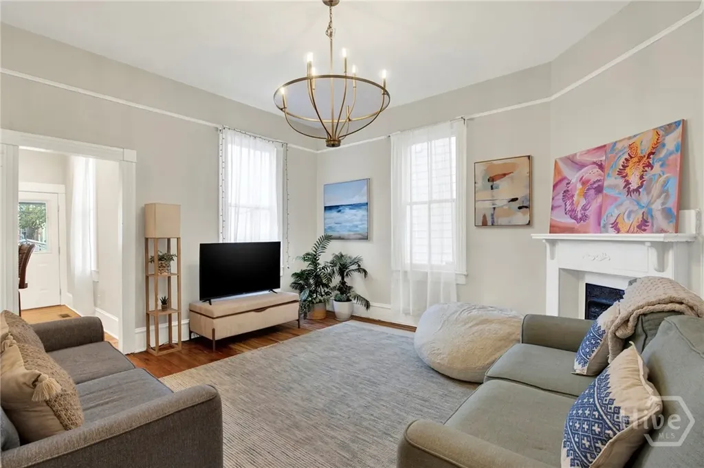 528 E Park Avenue Savannah GA 31401