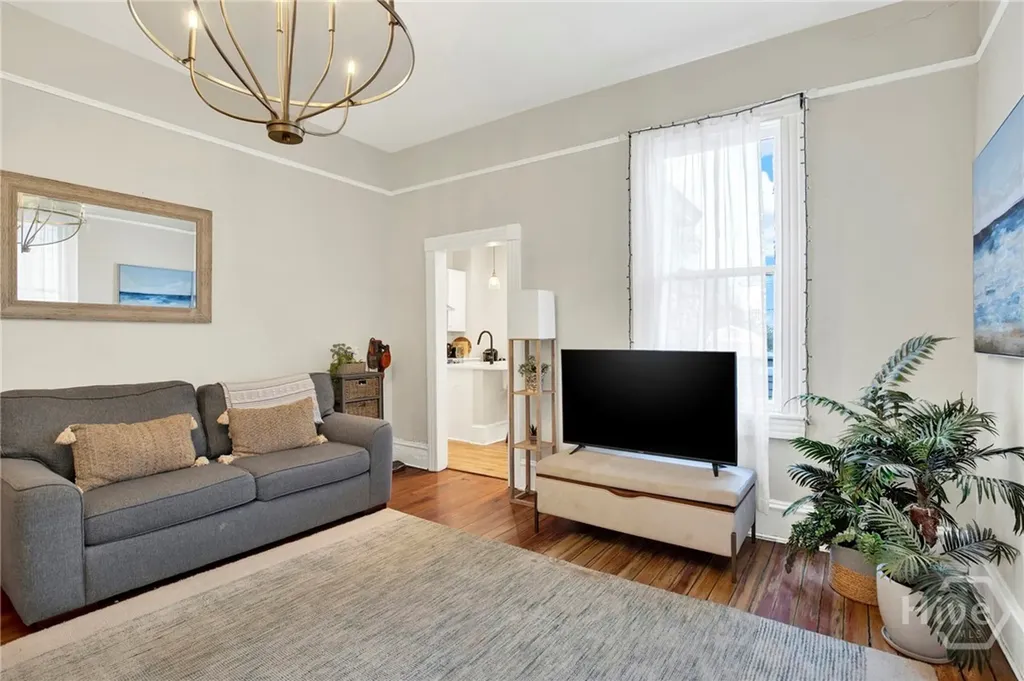 528 E Park Avenue Savannah GA 31401