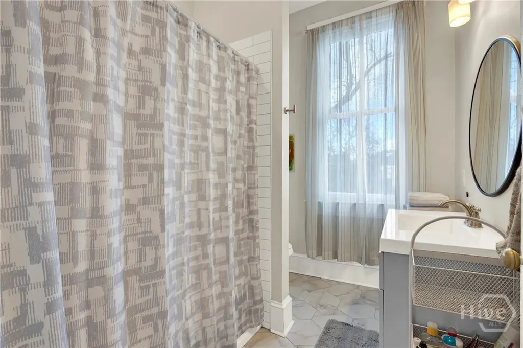 528 E Park Avenue Savannah GA 31401