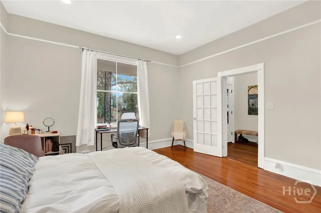 528 E Park Avenue Savannah GA 31401