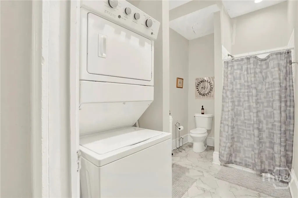 528 E Park Avenue Savannah GA 31401