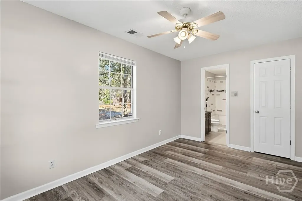 23 Sabreena Circle Hinesville GA 31313