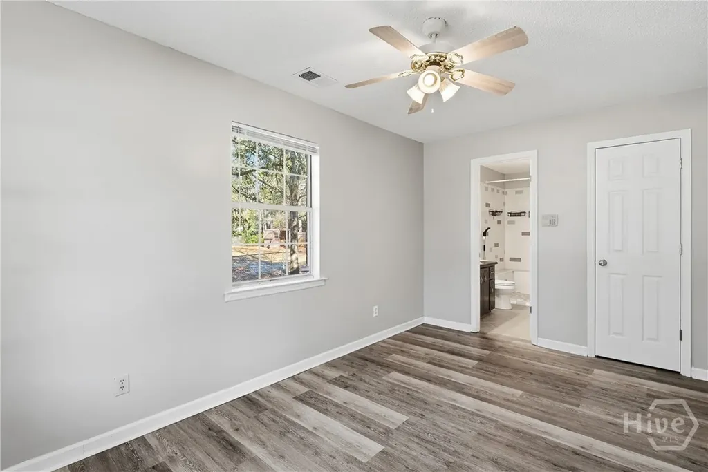 23 Sabreena Circle Hinesville GA 31313
