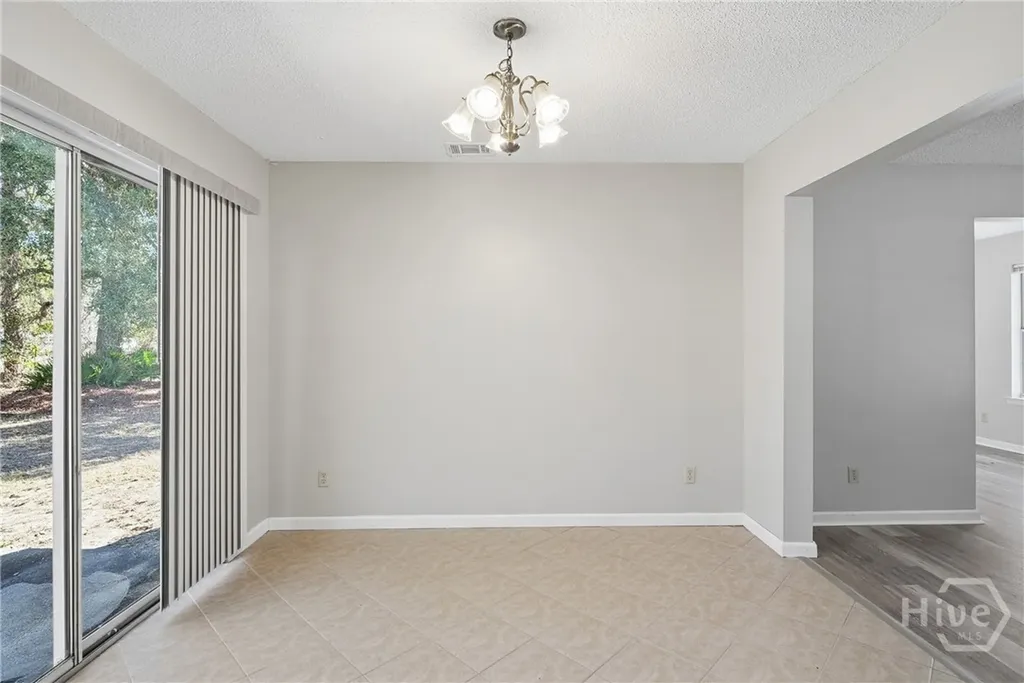 23 Sabreena Circle Hinesville GA 31313