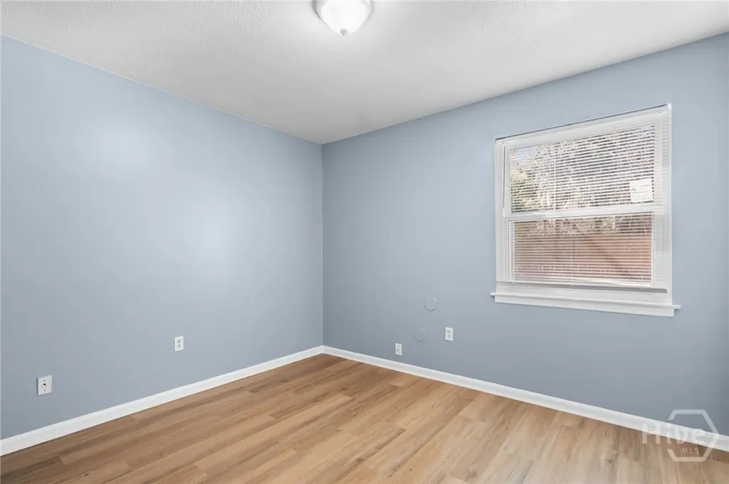 2511 Oak Forest Drive Savannah GA 31404