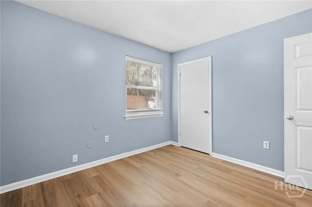2511 Oak Forest Drive Savannah GA 31404