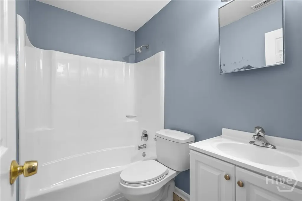 2511 Oak Forest Drive Savannah GA 31404