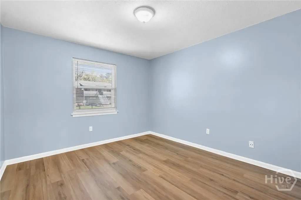 2511 Oak Forest Drive Savannah GA 31404