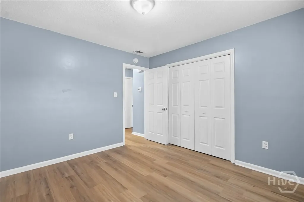 2511 Oak Forest Drive Savannah GA 31404