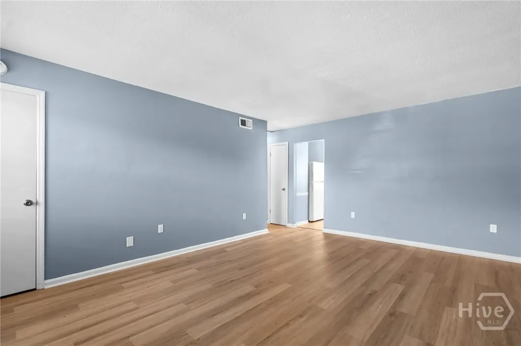 2511 Oak Forest Drive Savannah GA 31404