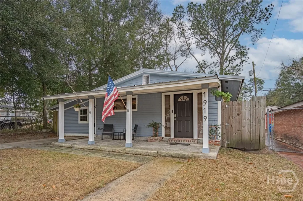 1919 E 51st Street Savannah GA 31404