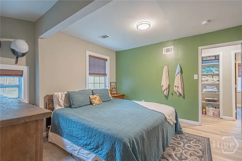 1919 E 51st Street Savannah GA 31404
