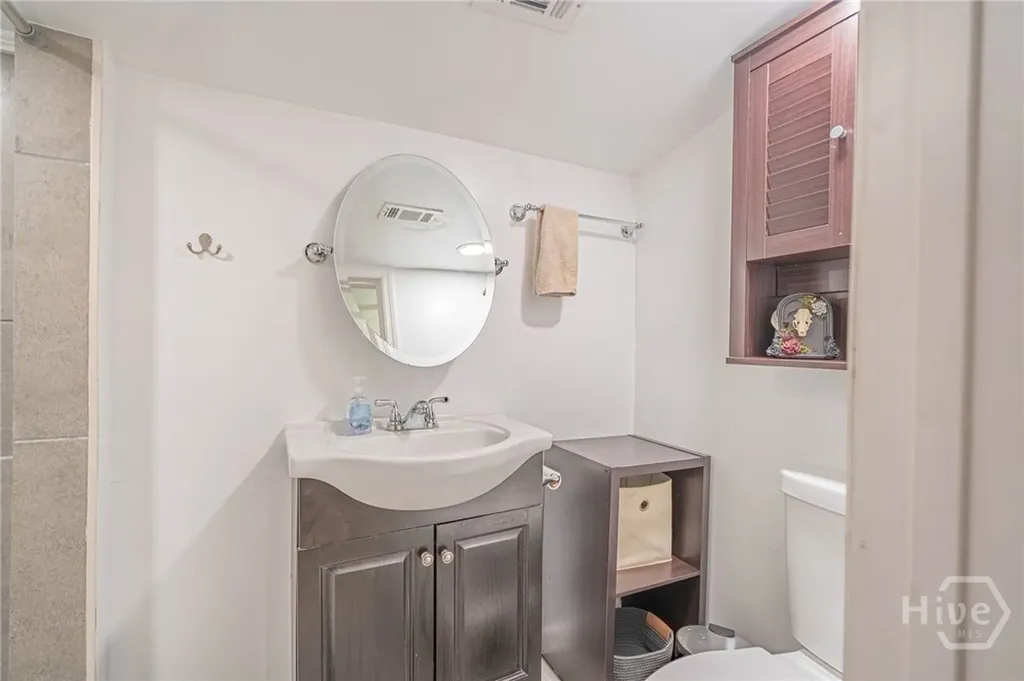 1919 E 51st Street Savannah GA 31404