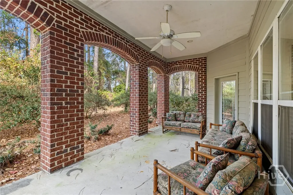 401 River Oaks Drive Richmond Hill GA 31324