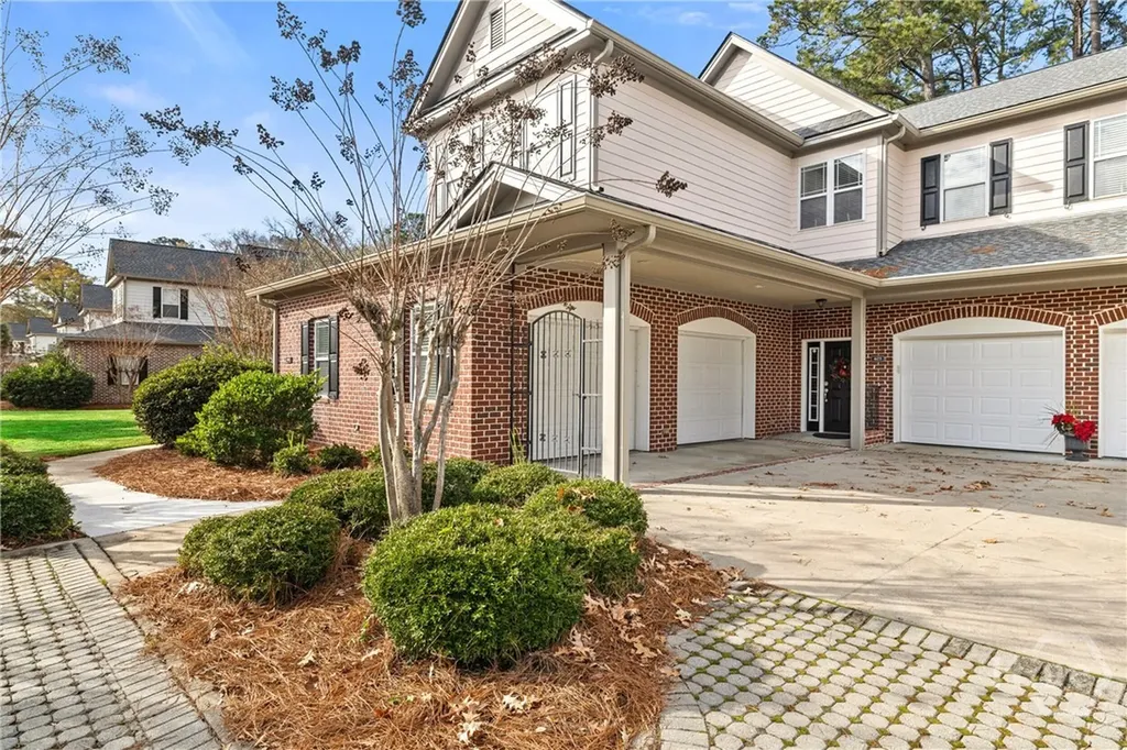 401 River Oaks Drive Richmond Hill GA 31324