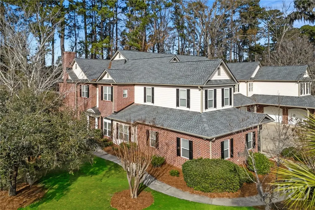 401 River Oaks Drive Richmond Hill GA 31324