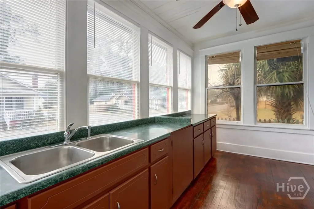 1212 New Jersey Avenue Savannah GA 31404
