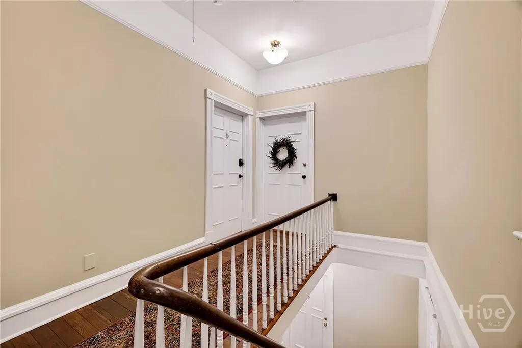 15 E Jones Street Savannah GA 31401
