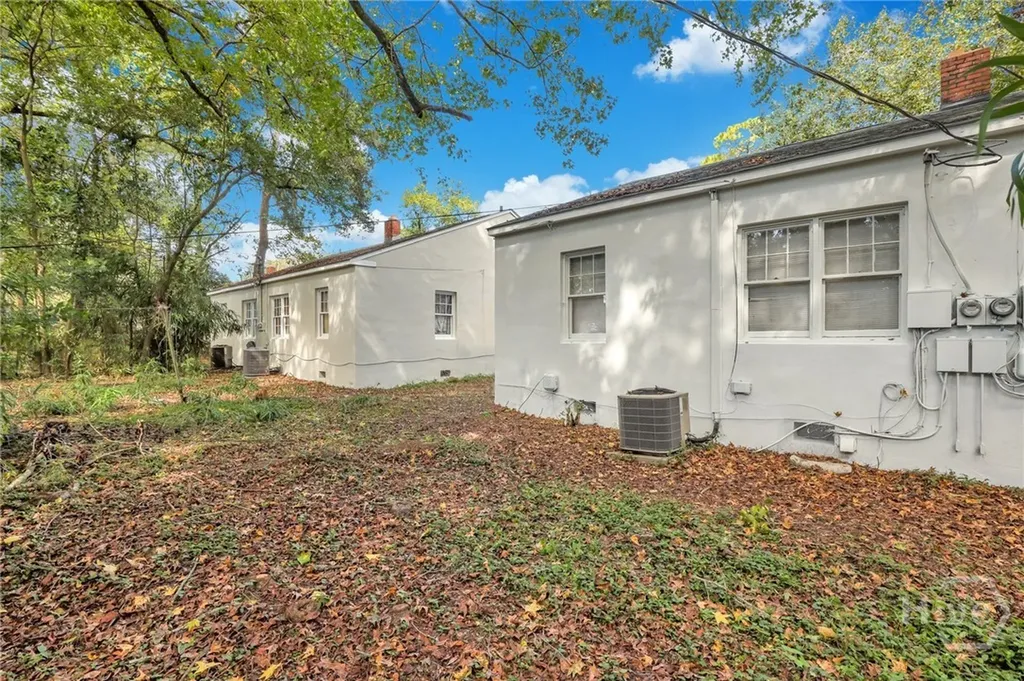 1313 E 55th Street Savannah GA 31404