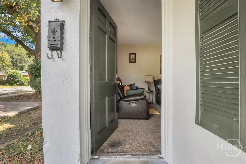 1313 E 55th Street Savannah GA 31404