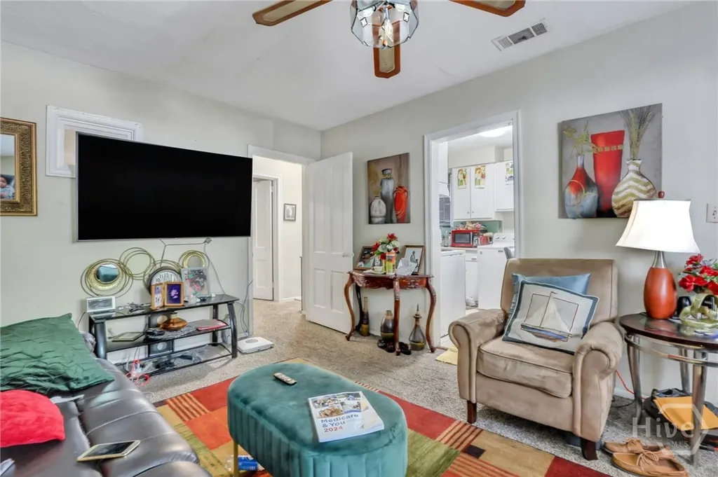 1313 E 55th Street Savannah GA 31404