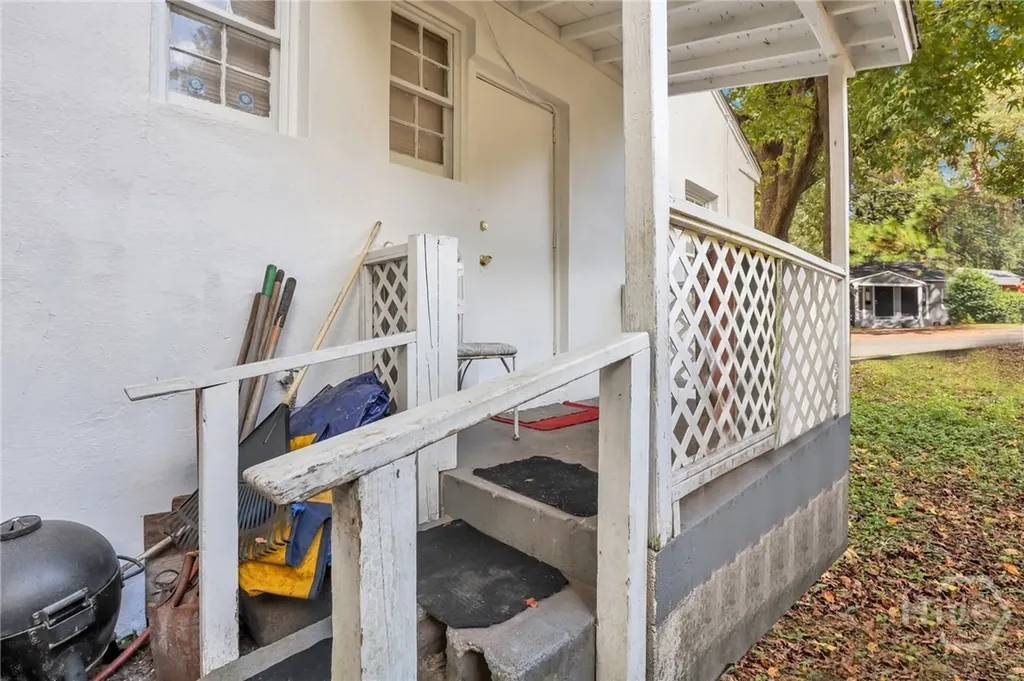 1313 E 55th Street Savannah GA 31404