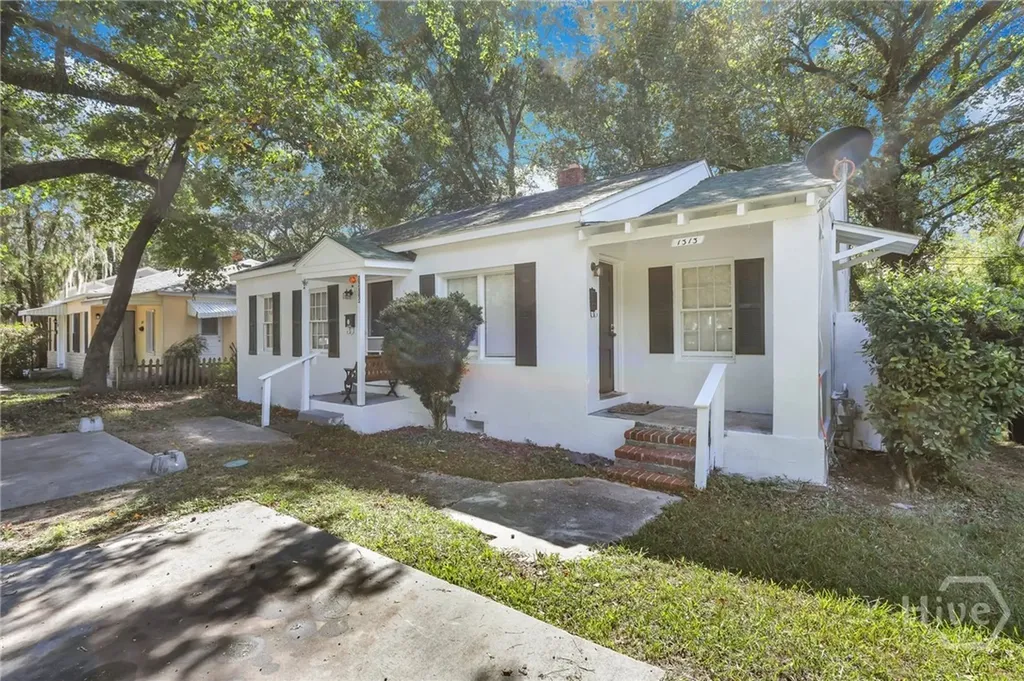 1313 E 55th Street Savannah GA 31404