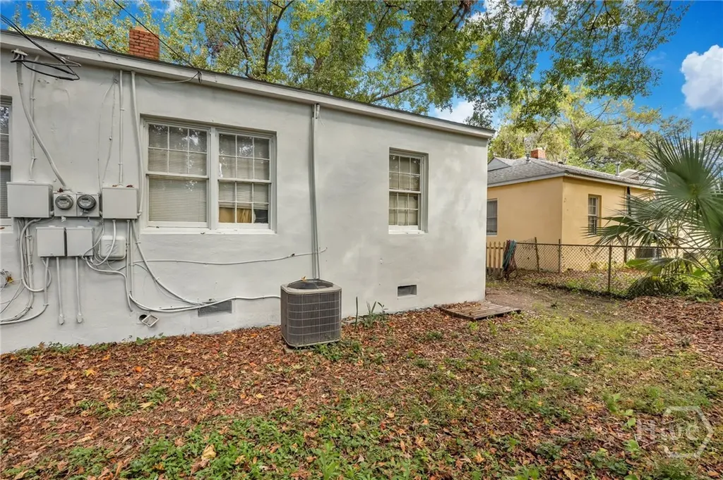 1313 E 55th Street Savannah GA 31404