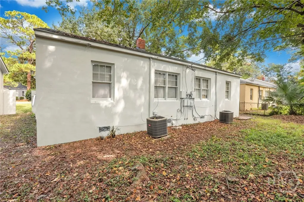 1313 E 55th Street Savannah GA 31404