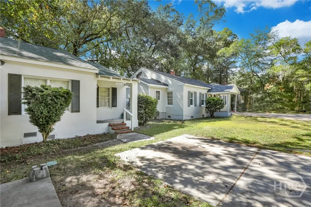 1313 E 55th Street Savannah GA 31404