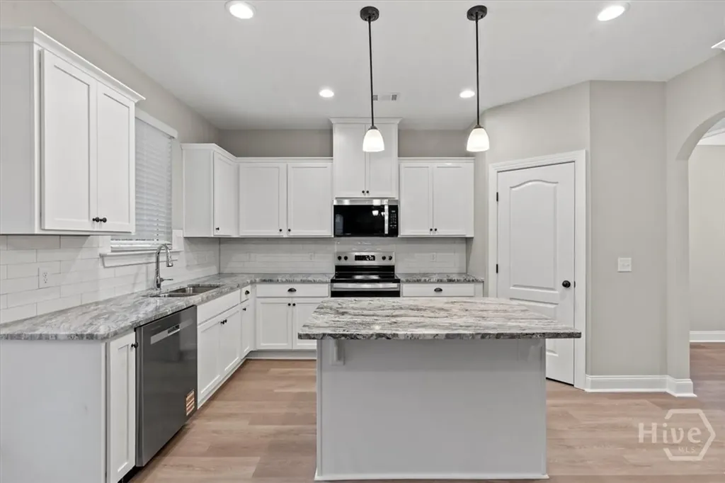 102 Oakmont Drive Guyton GA 31312
