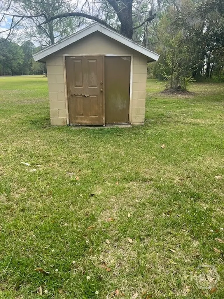 1005 Us Highway 80 Bloomingdale GA 31302