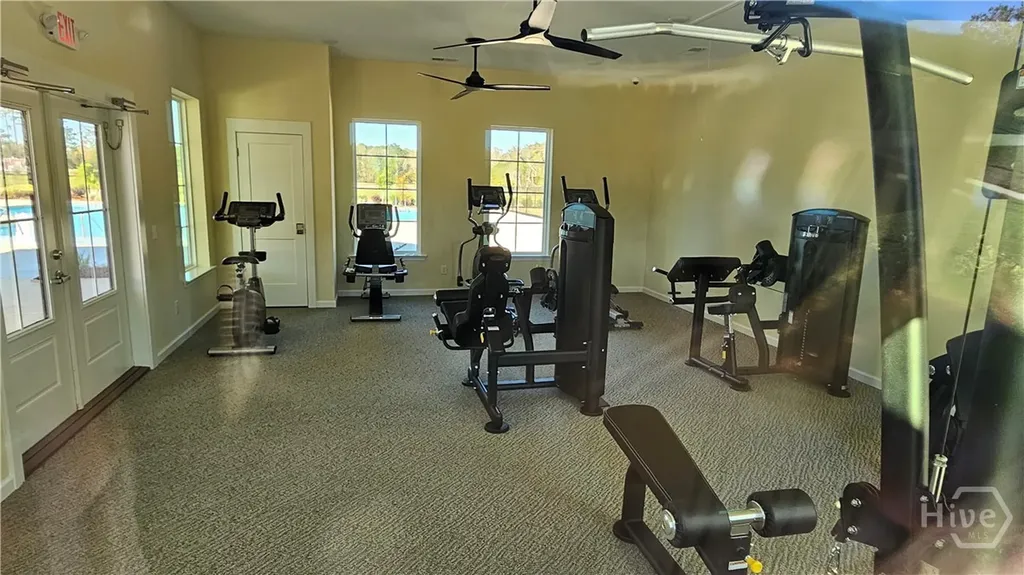 139 Classic Drive Pooler GA 31322