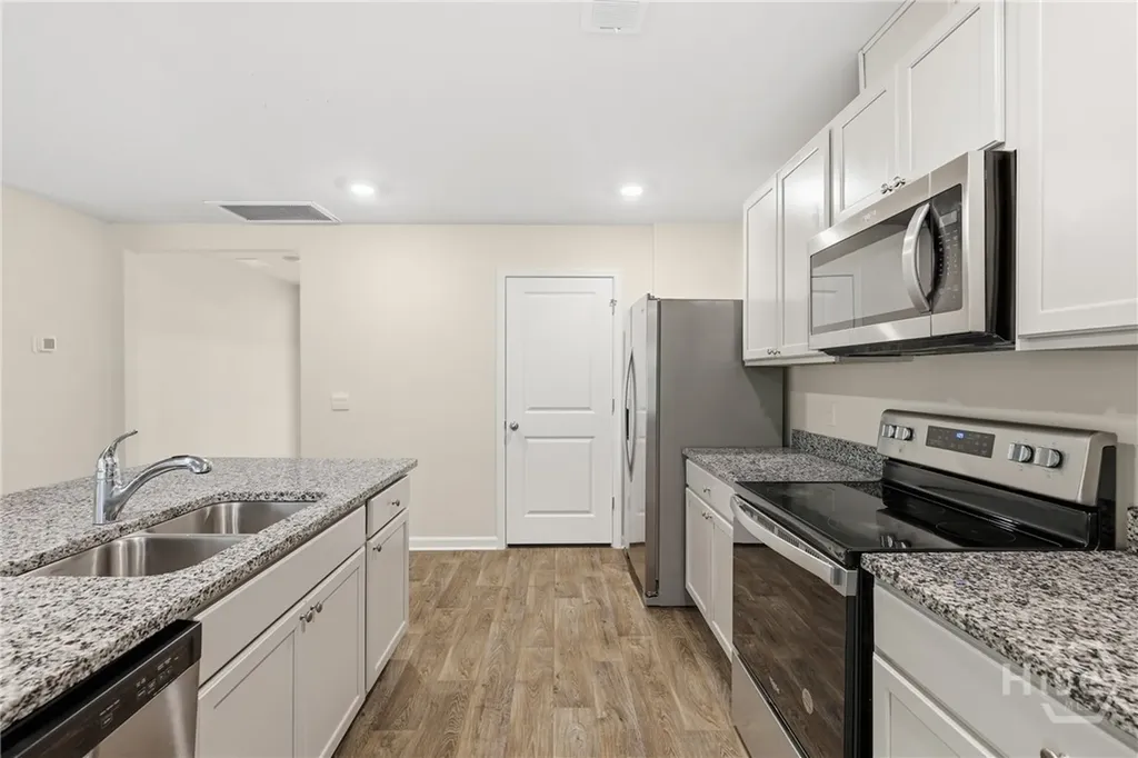 1036 Bergamot Road Bloomingdale GA 31302