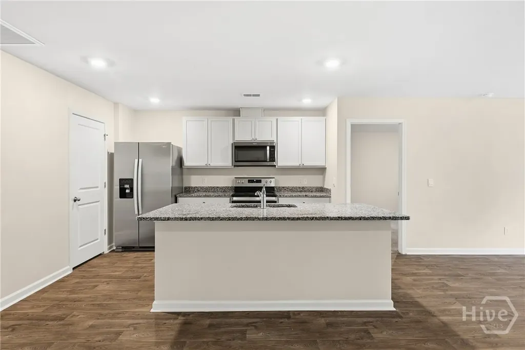 1036 Bergamot Road Bloomingdale GA 31302