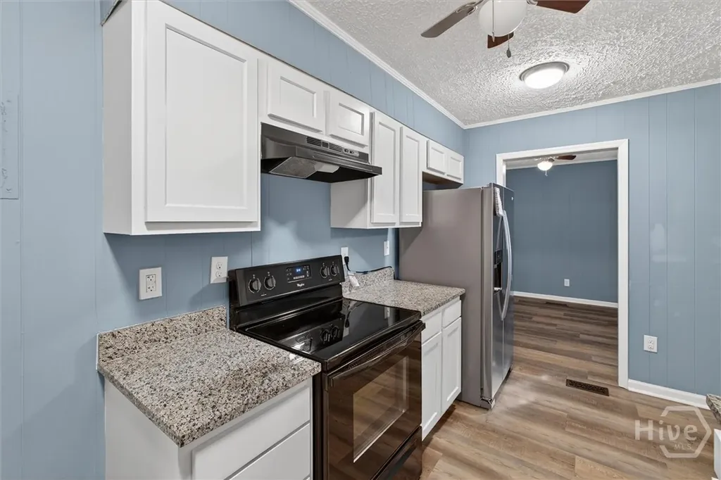 1919 Greenwood Street Savannah GA 31404