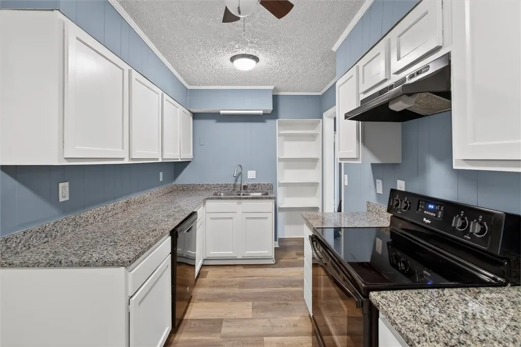 1919 Greenwood Street Savannah GA 31404